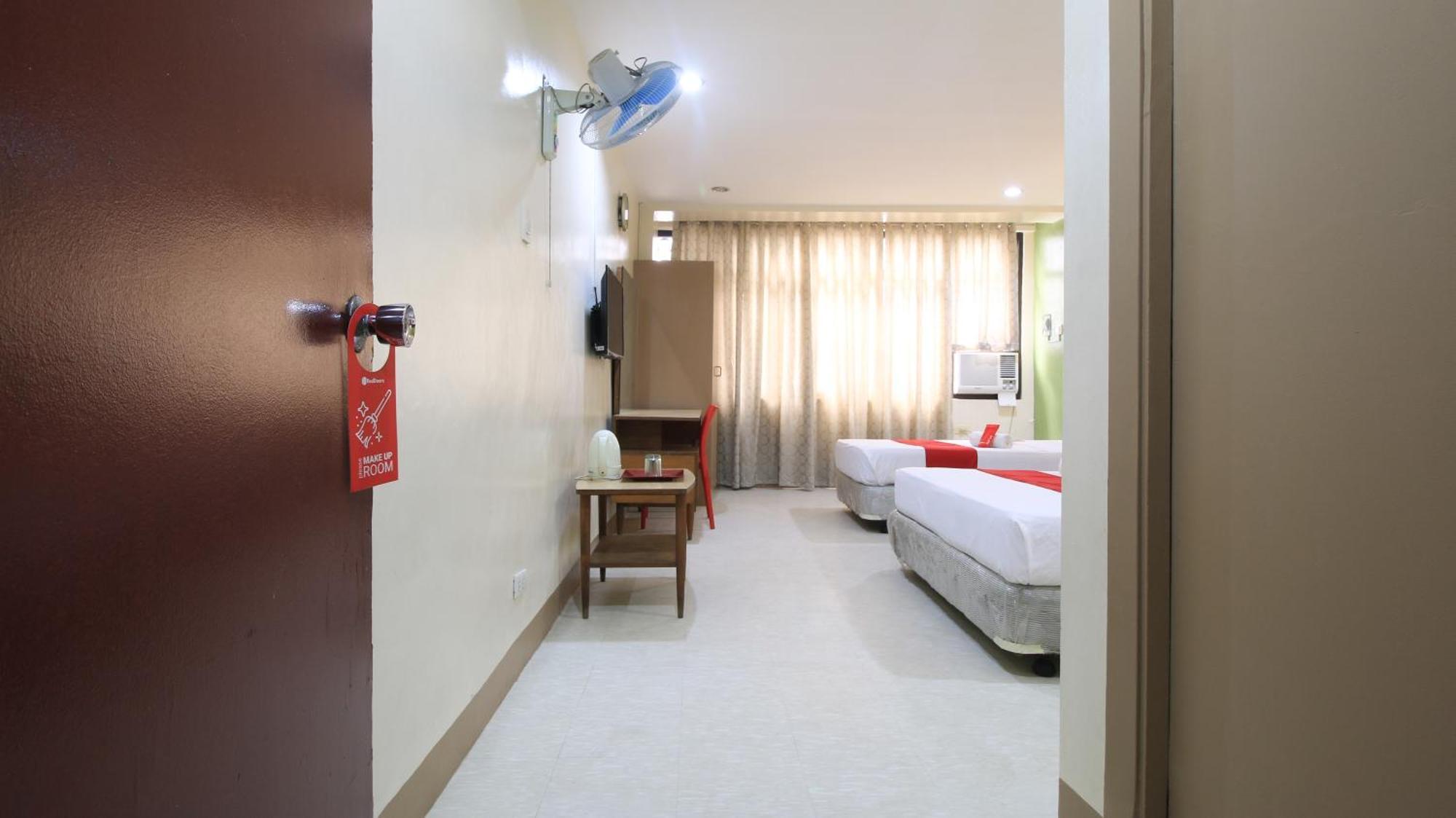 Reddoorz Plus @ Chinatown Binondo Manila Exterior photo