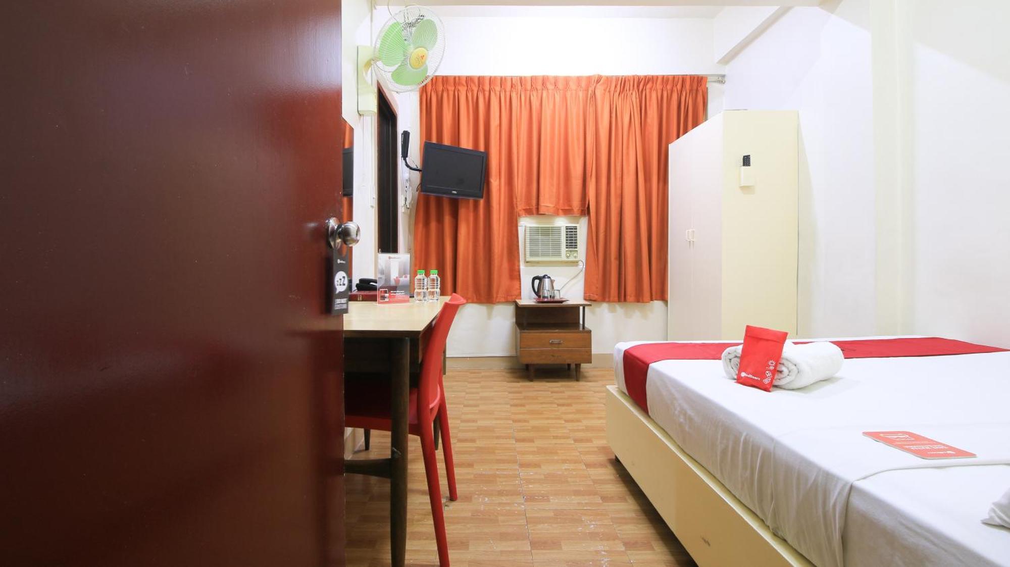 Reddoorz Plus @ Chinatown Binondo Manila Exterior photo