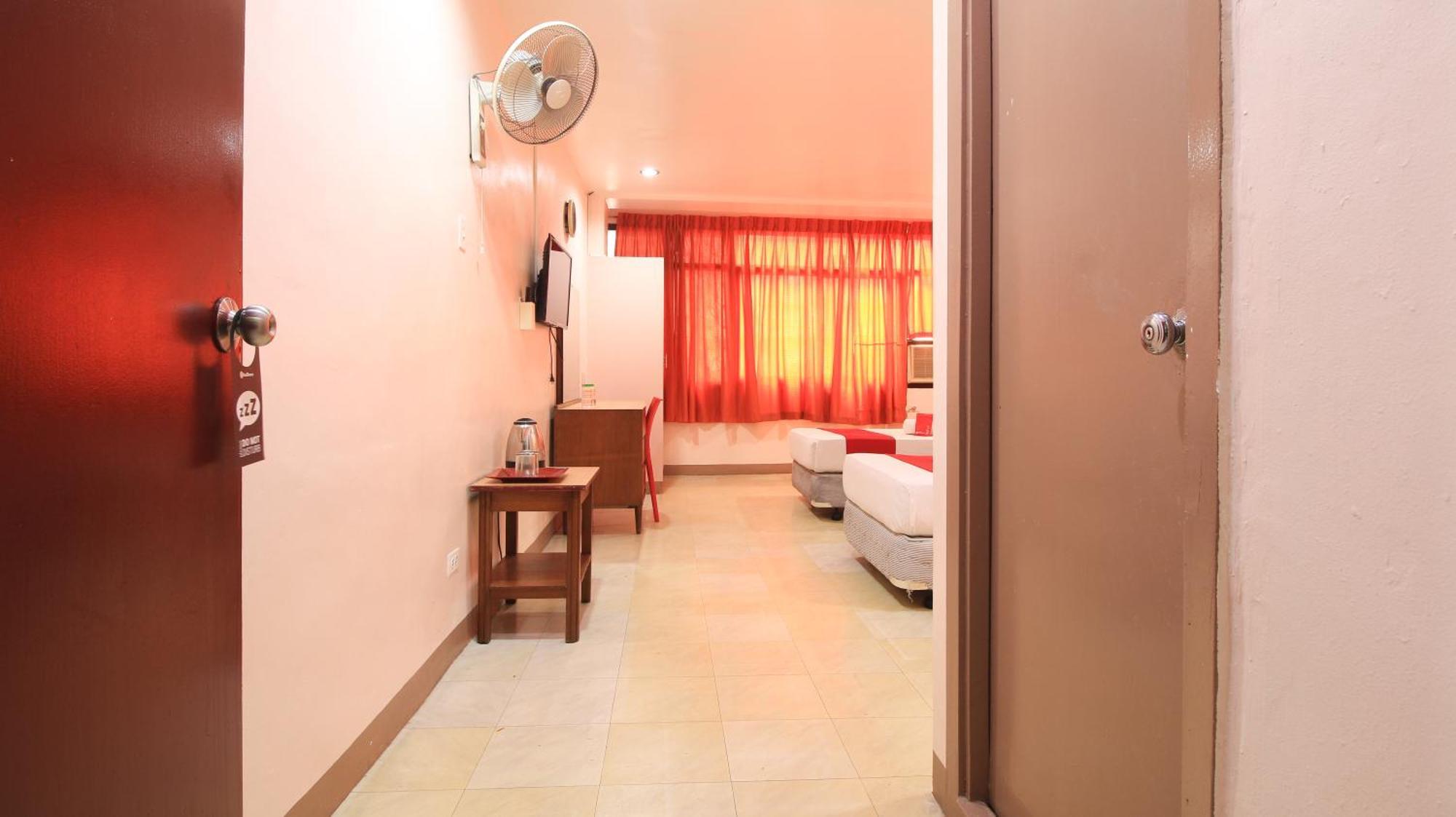 Reddoorz Plus @ Chinatown Binondo Manila Exterior photo