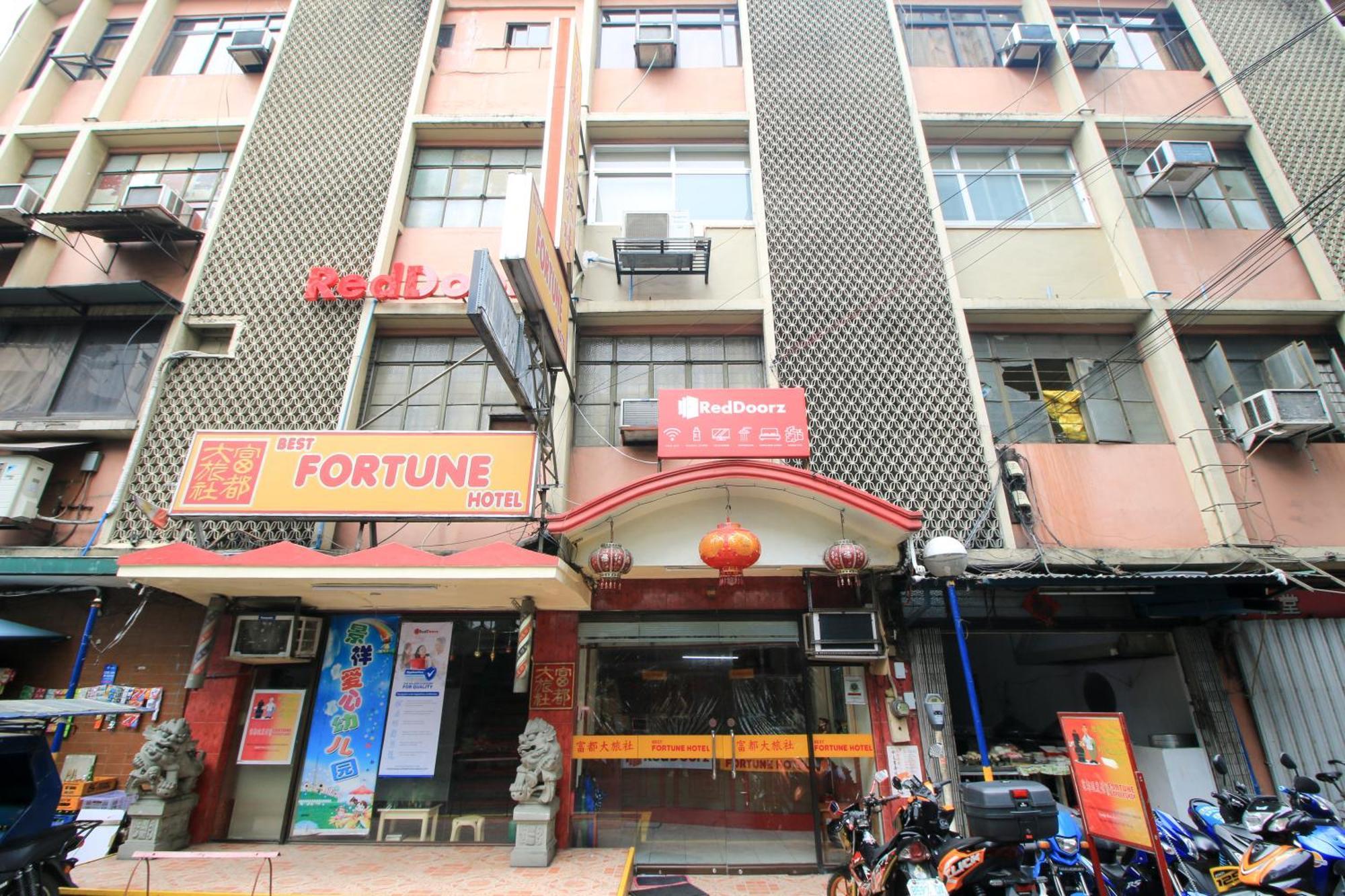 Reddoorz Plus @ Chinatown Binondo Manila Exterior photo
