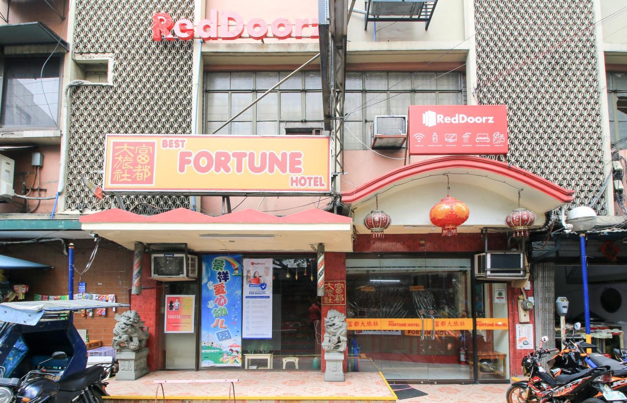 Reddoorz Plus @ Chinatown Binondo Manila Exterior photo
