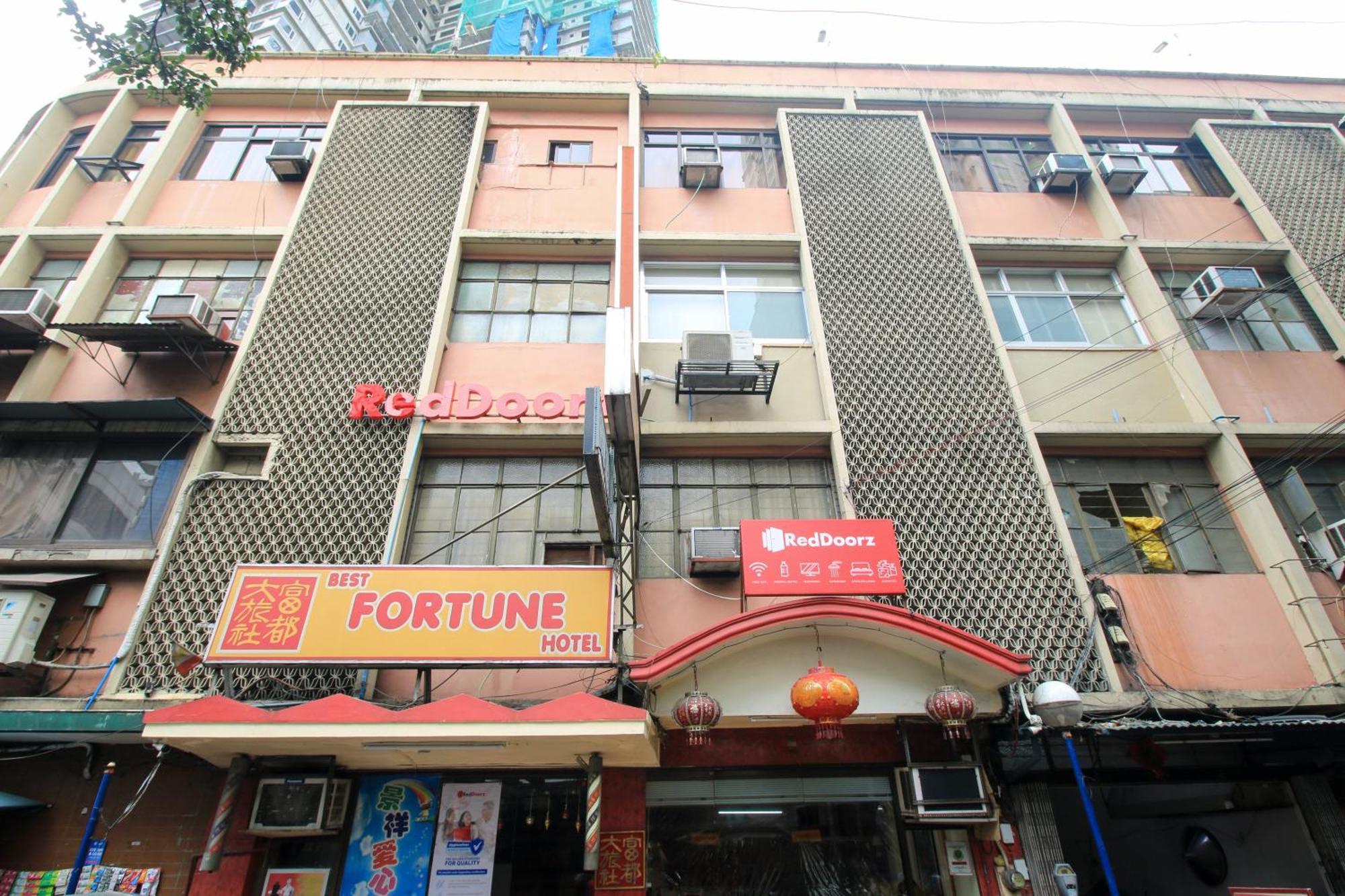 Reddoorz Plus @ Chinatown Binondo Manila Exterior photo
